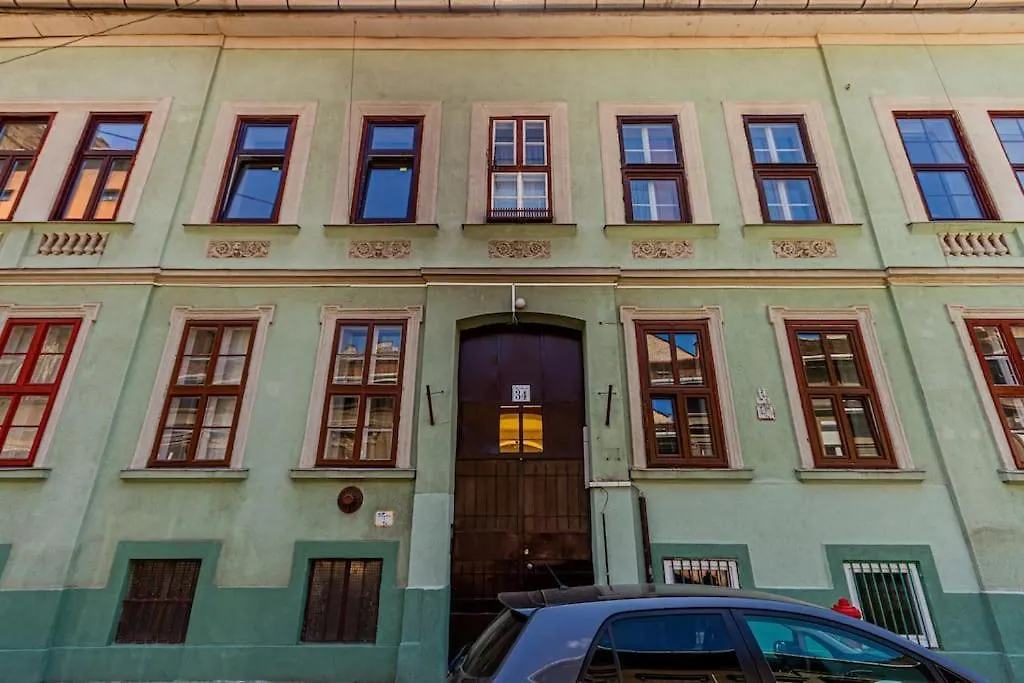 Nature Style Cozy Apartment بودابست 0*,  المجر